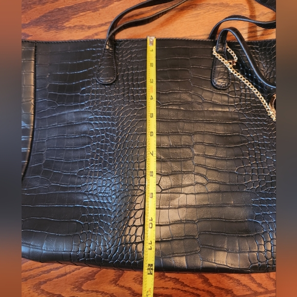 Mia Farrow Handbag - Picture 8 of 9